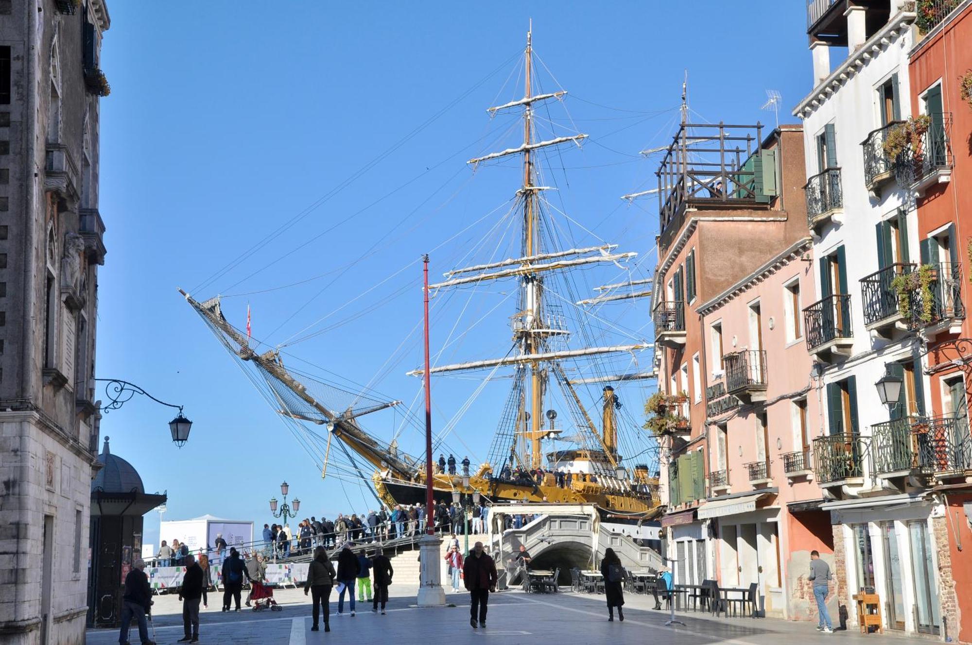 Corte Formenta Holiday Home - 5 Minuti Da Biennale Venesia Bagian luar foto
